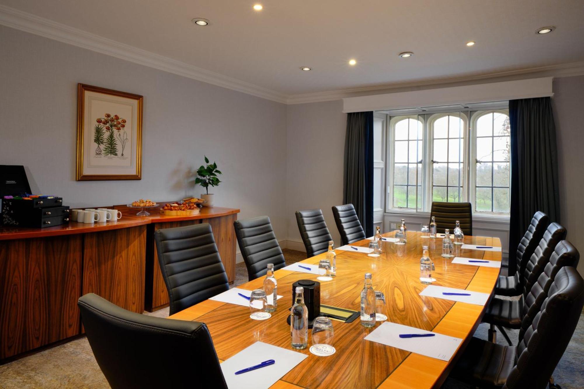 Delta Hotels By Marriott St Pierre Country Club Chepstow Exteriör bild