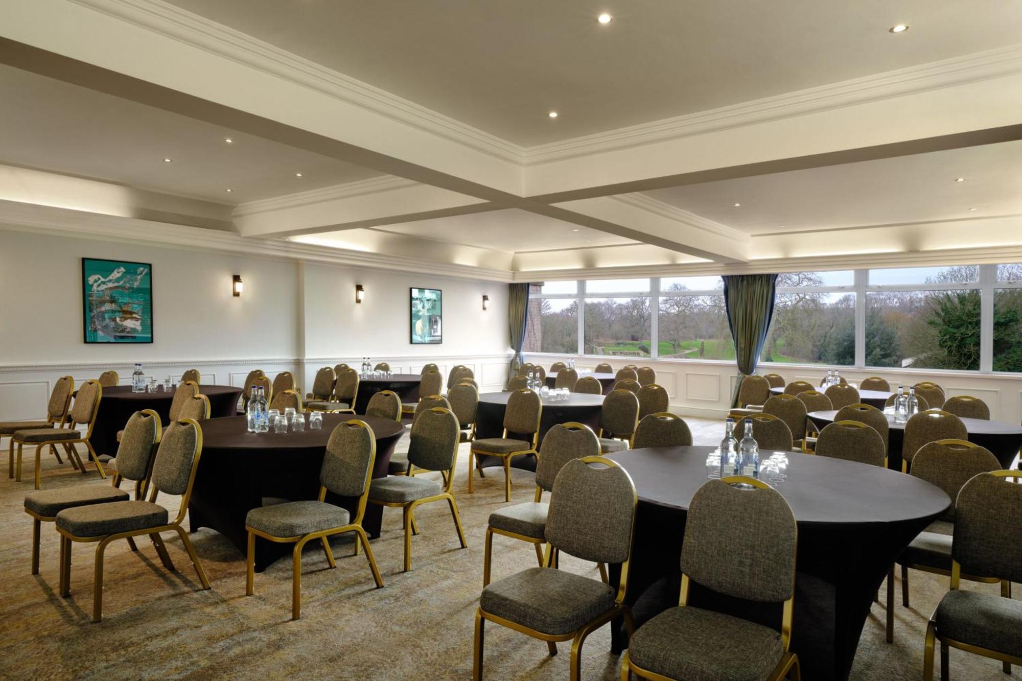 Delta Hotels By Marriott St Pierre Country Club Chepstow Exteriör bild