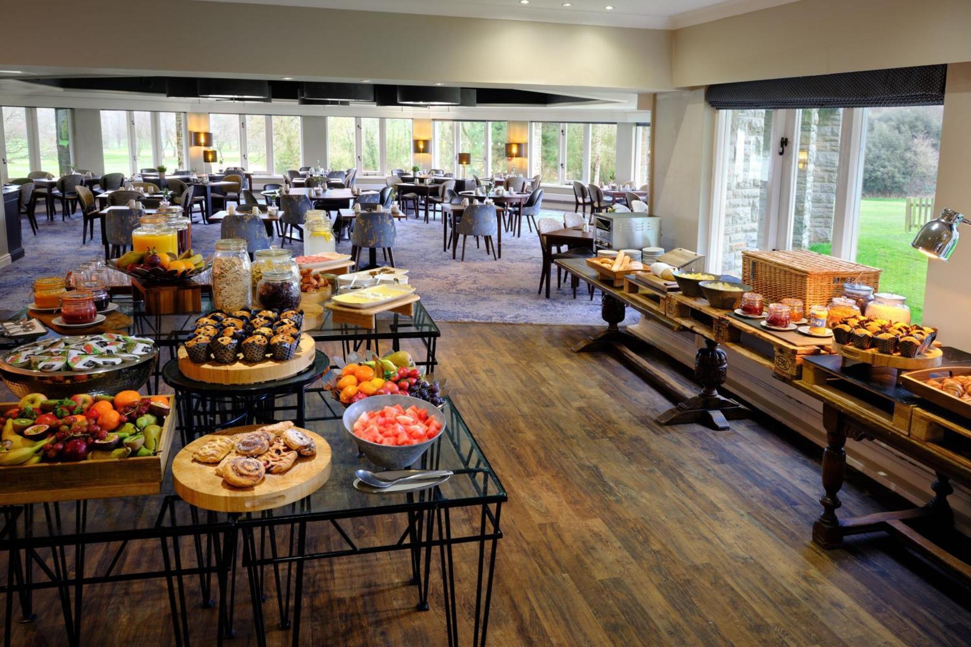 Delta Hotels By Marriott St Pierre Country Club Chepstow Exteriör bild