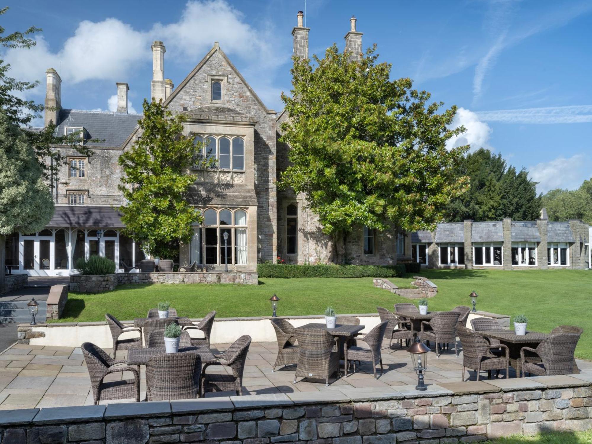 Delta Hotels By Marriott St Pierre Country Club Chepstow Exteriör bild
