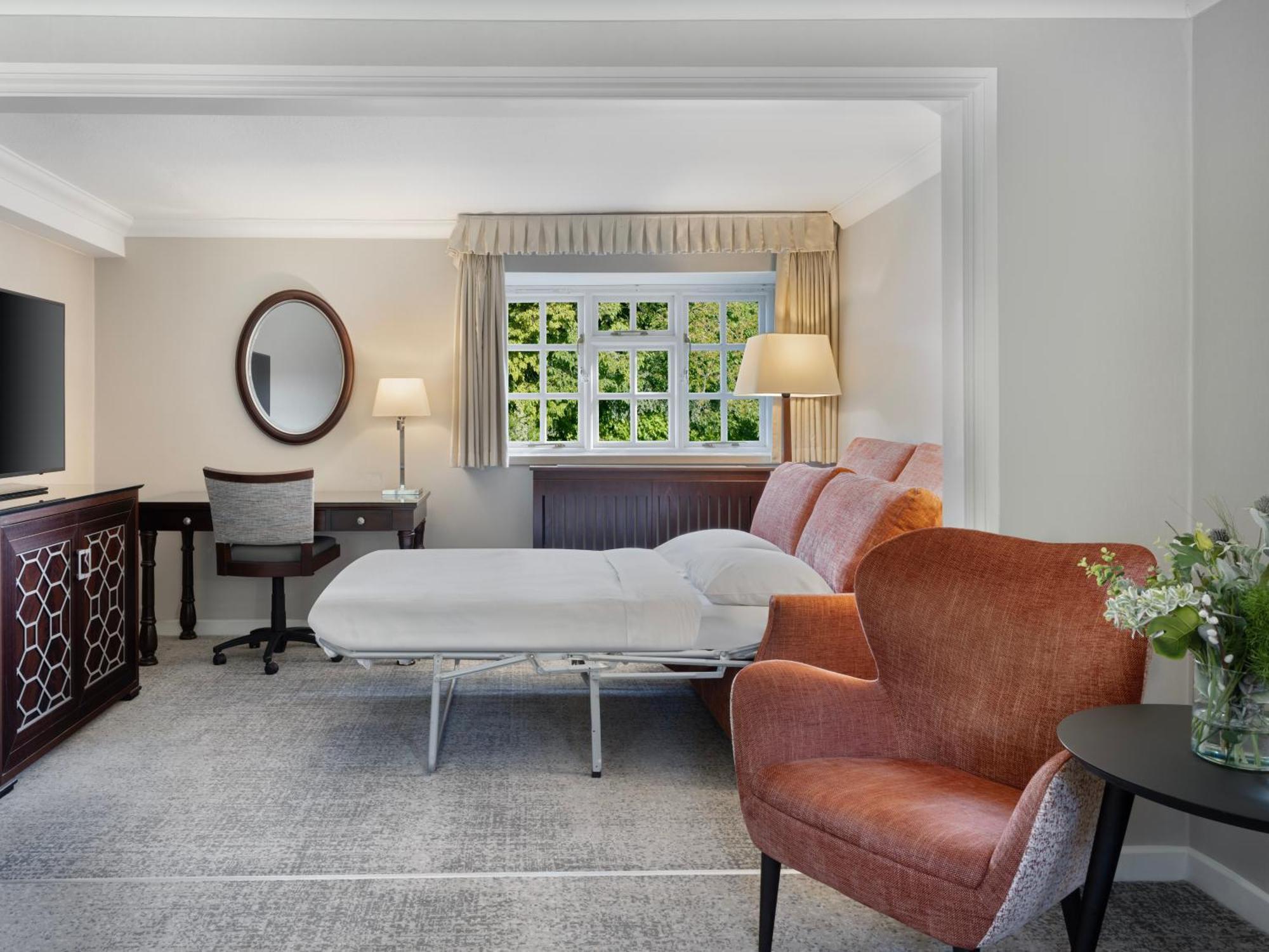 Delta Hotels By Marriott St Pierre Country Club Chepstow Exteriör bild