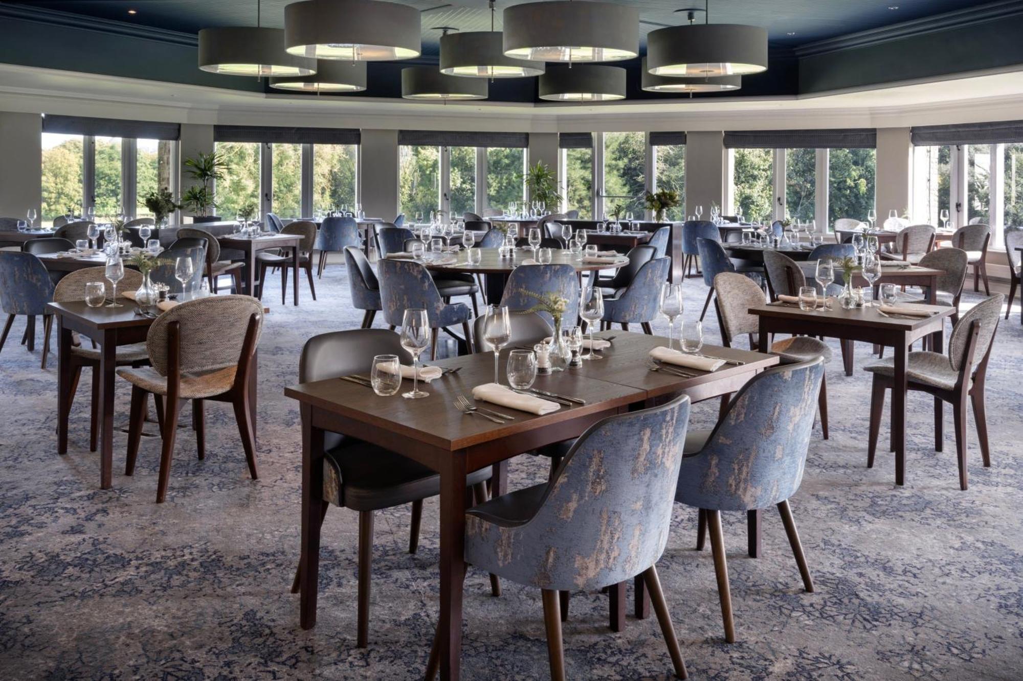 Delta Hotels By Marriott St Pierre Country Club Chepstow Exteriör bild