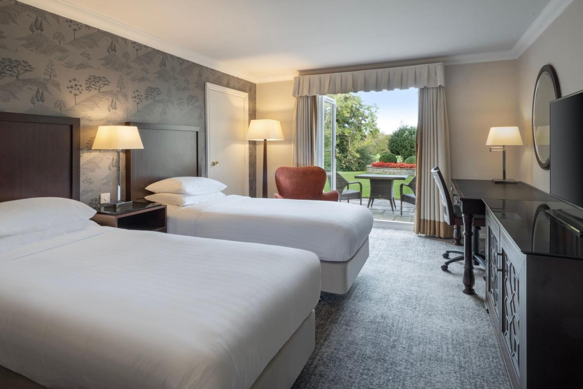 Delta Hotels By Marriott St Pierre Country Club Chepstow Exteriör bild